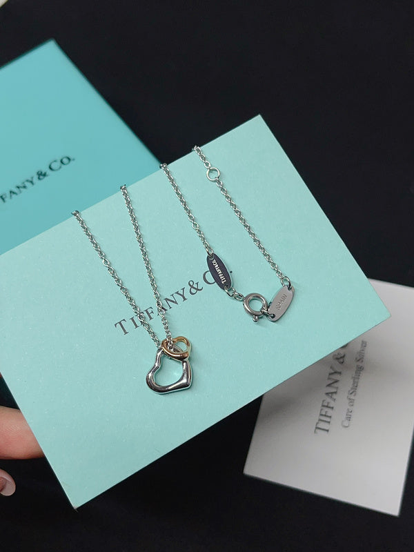 X679  Women's titanium steel heart-shaped necklace jewelry