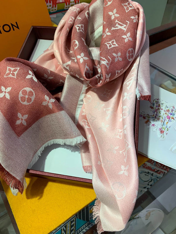 XLC28 Hidh quality 60% silk 40% wool Scarf Can choose box